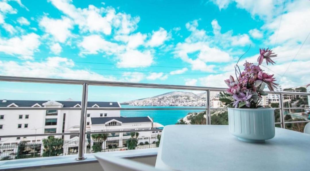 Summer Life Apartments Sarandë エクステリア 写真
