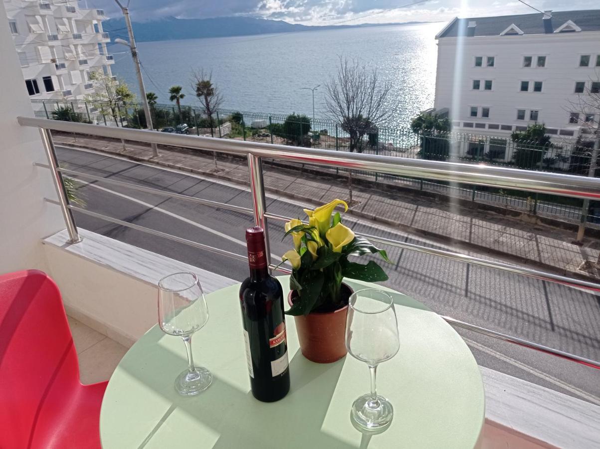 Summer Life Apartments Sarandë エクステリア 写真
