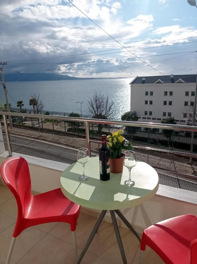Summer Life Apartments Sarandë エクステリア 写真