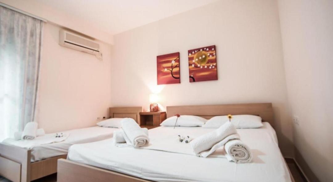 Summer Life Apartments Sarandë エクステリア 写真