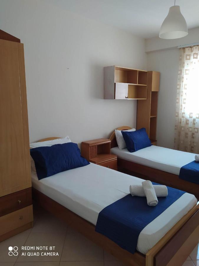 Summer Life Apartments Sarandë エクステリア 写真