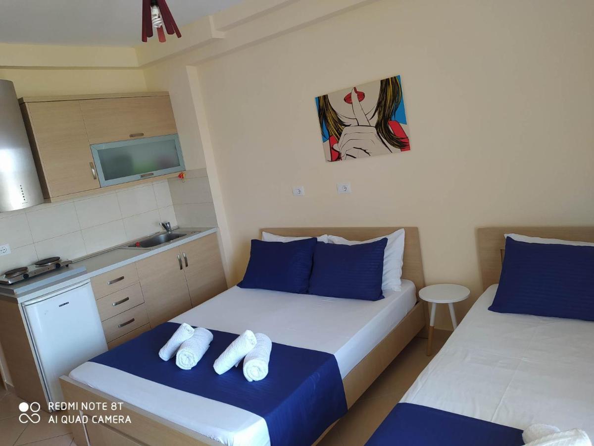 Summer Life Apartments Sarandë エクステリア 写真