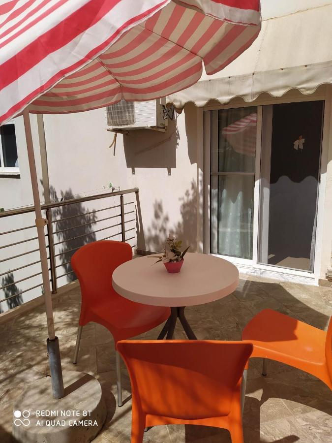 Summer Life Apartments Sarandë エクステリア 写真